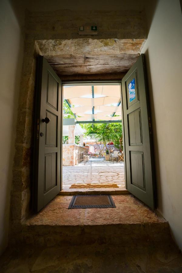 Alicelia Boutique Inn Vathí Kültér fotó